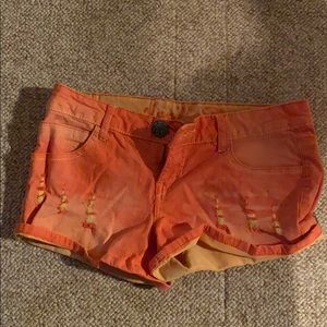 Vanilla Star Orange with yellow accent shorts